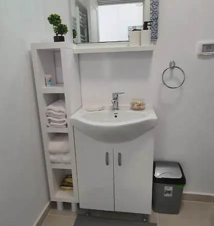 Apartament Monden Boutique Apartament 2 Camere Terasa 2 Minute De Plaja Mamaia Nord