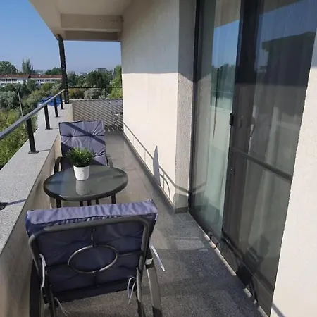 Monden Boutique Apartament 2 Camere Terasa 2 Minute De Plaja Mamaia Nord Apartament